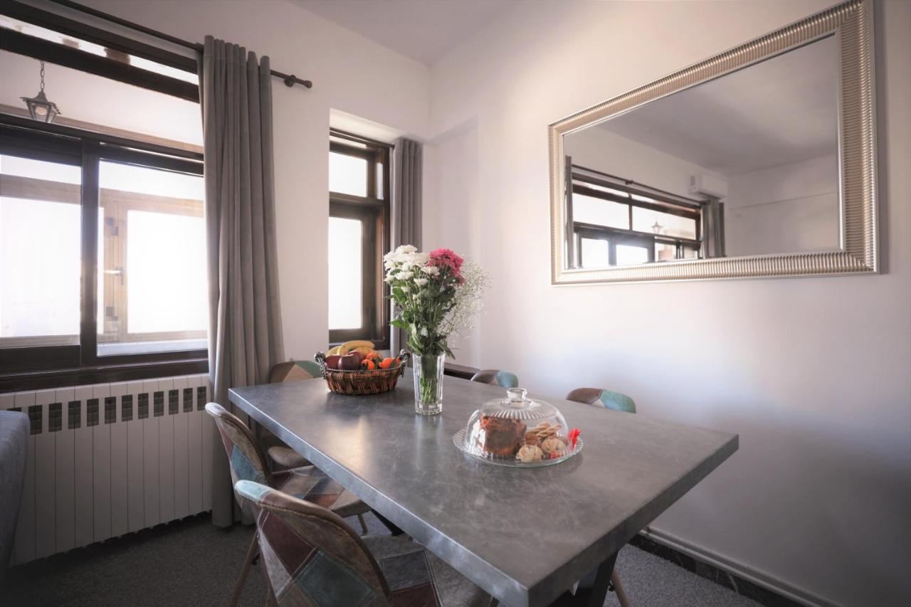 Modern 2 Bedroom Apartment Next To Metro - Marousi Athena Bagian luar foto