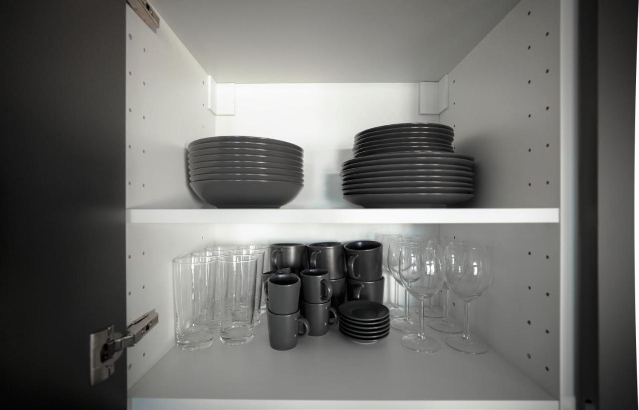 Modern 2 Bedroom Apartment Next To Metro - Marousi Athena Bagian luar foto