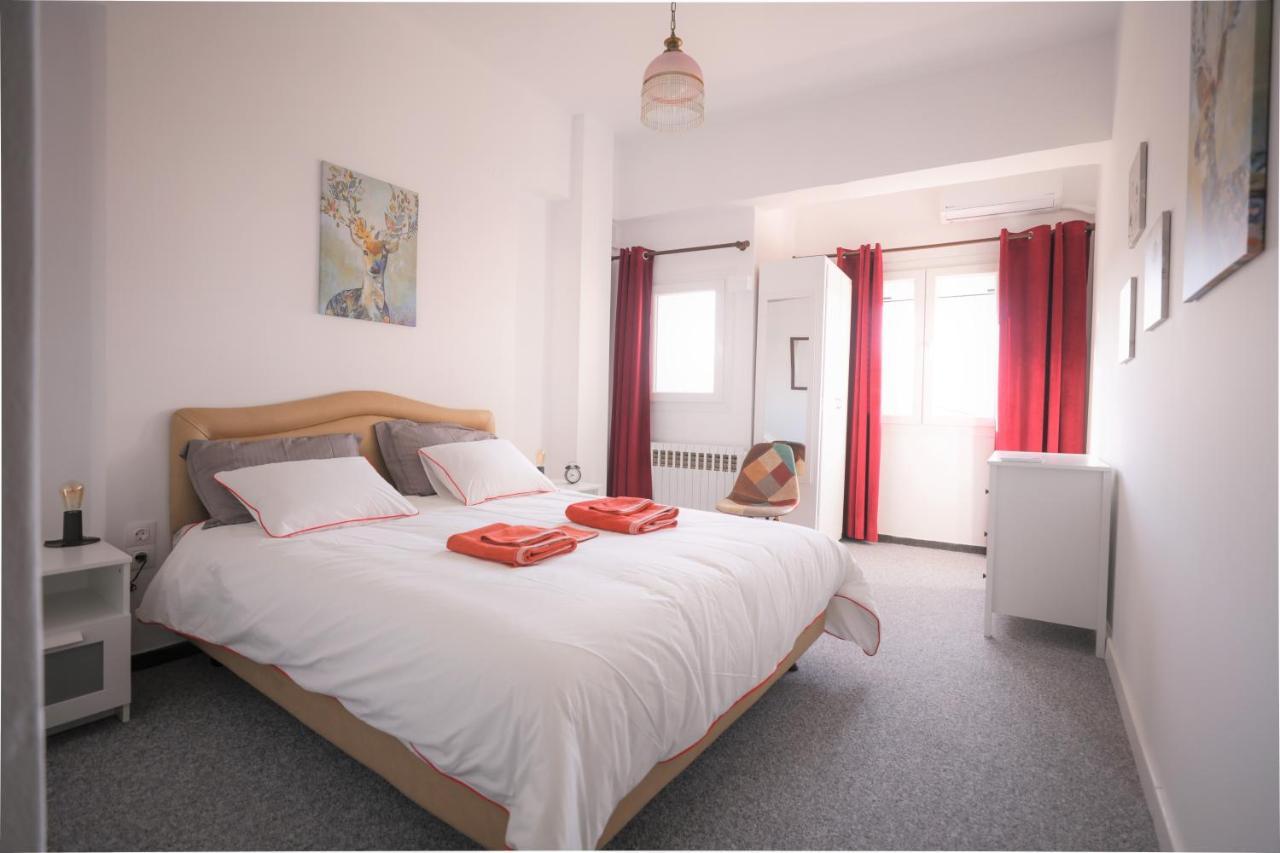 Modern 2 Bedroom Apartment Next To Metro - Marousi Athena Bagian luar foto