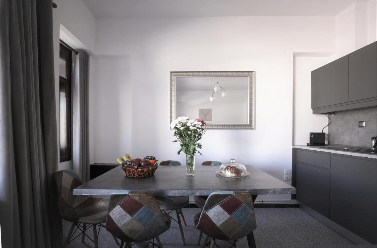 Modern 2 Bedroom Apartment Next To Metro - Marousi Athena Bagian luar foto