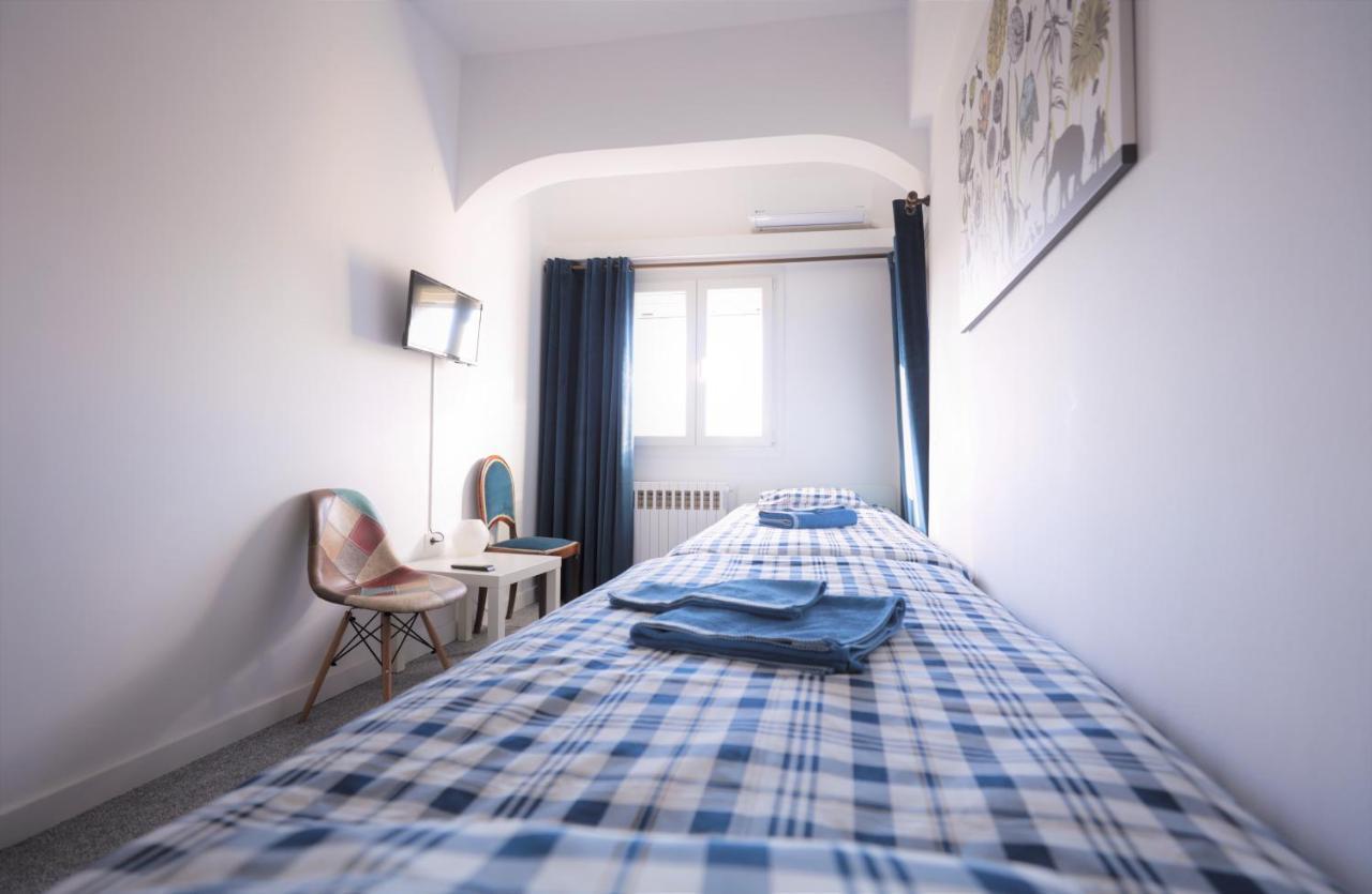 Modern 2 Bedroom Apartment Next To Metro - Marousi Athena Bagian luar foto