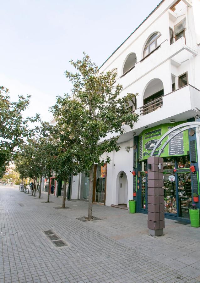 Modern 2 Bedroom Apartment Next To Metro - Marousi Athena Bagian luar foto