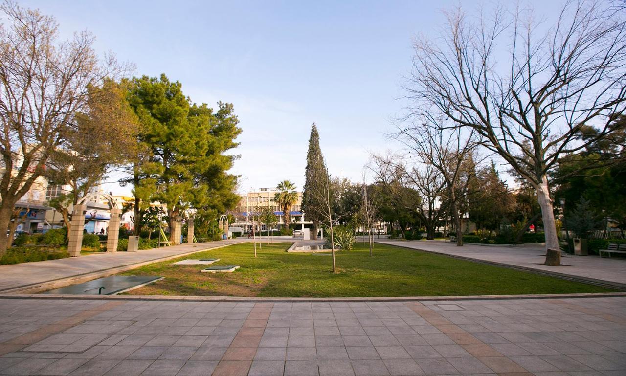 Modern 2 Bedroom Apartment Next To Metro - Marousi Athena Bagian luar foto