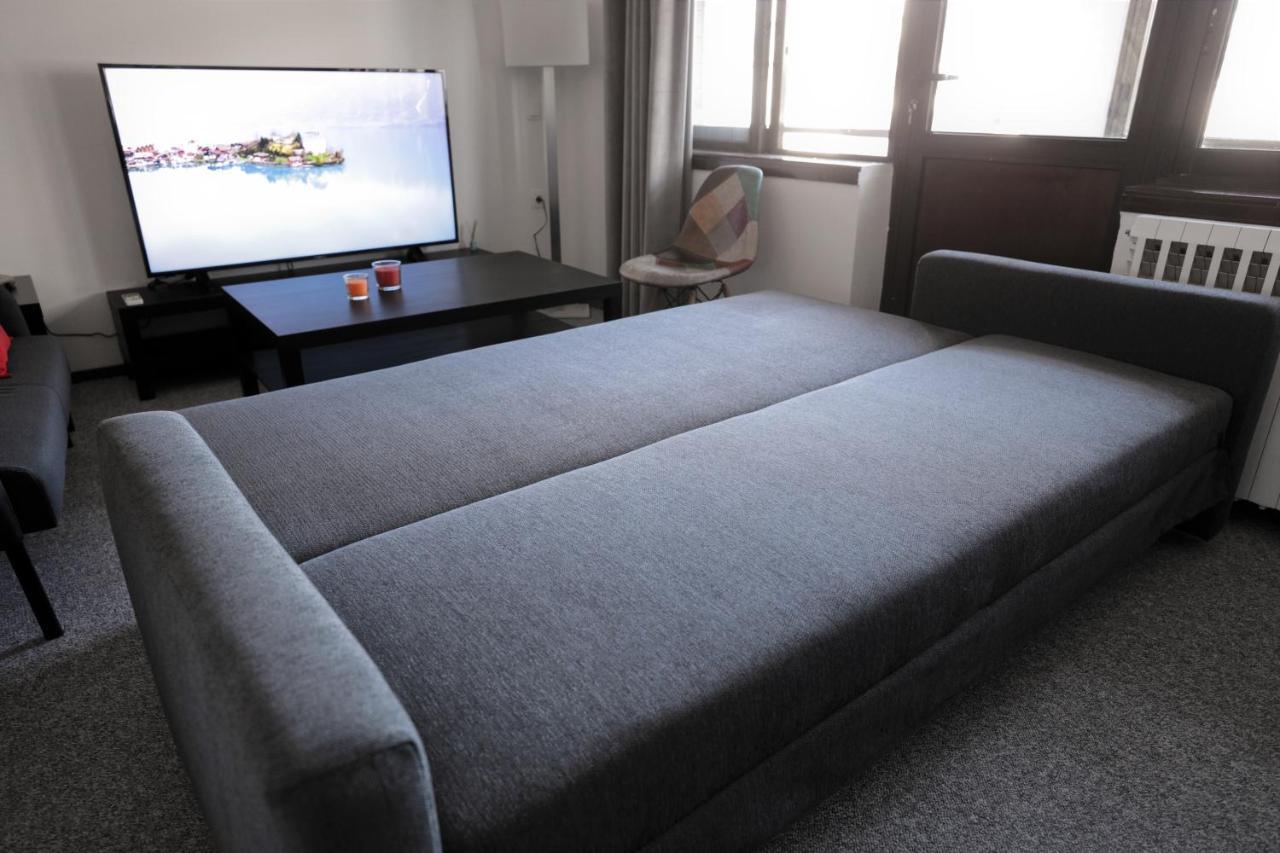 Modern 2 Bedroom Apartment Next To Metro - Marousi Athena Bagian luar foto