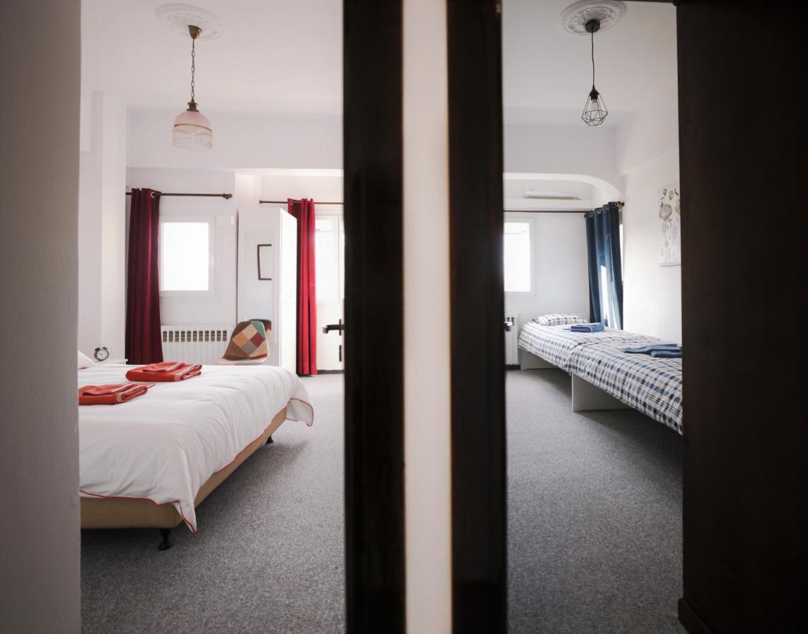 Modern 2 Bedroom Apartment Next To Metro - Marousi Athena Bagian luar foto
